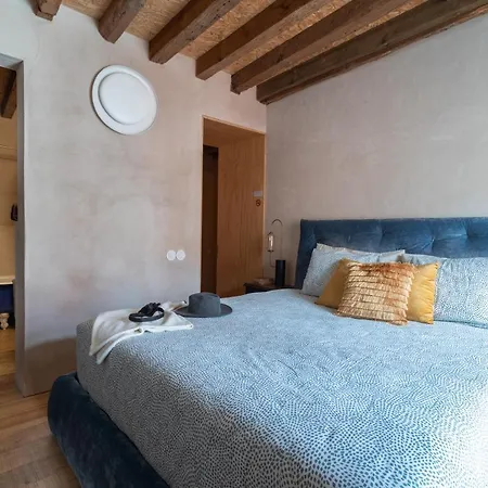 Bedroom In The 18th Century Style Homestay